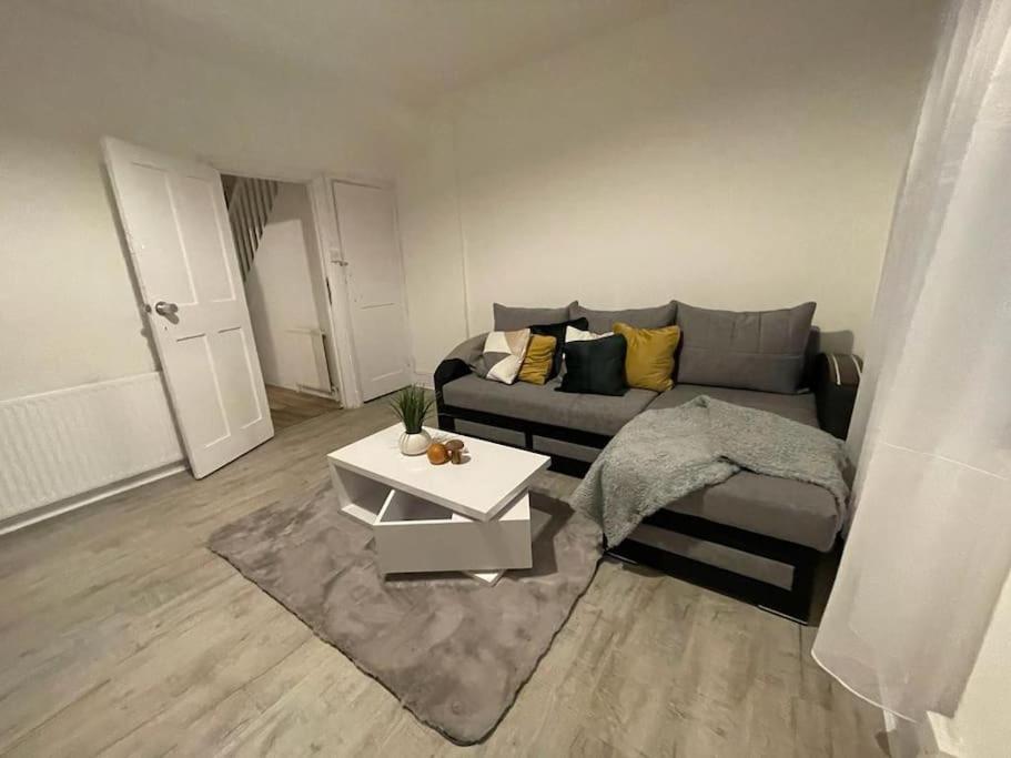 Comfortable 2 Bedroom On Tower Bridge Londýn Exteriér fotografie