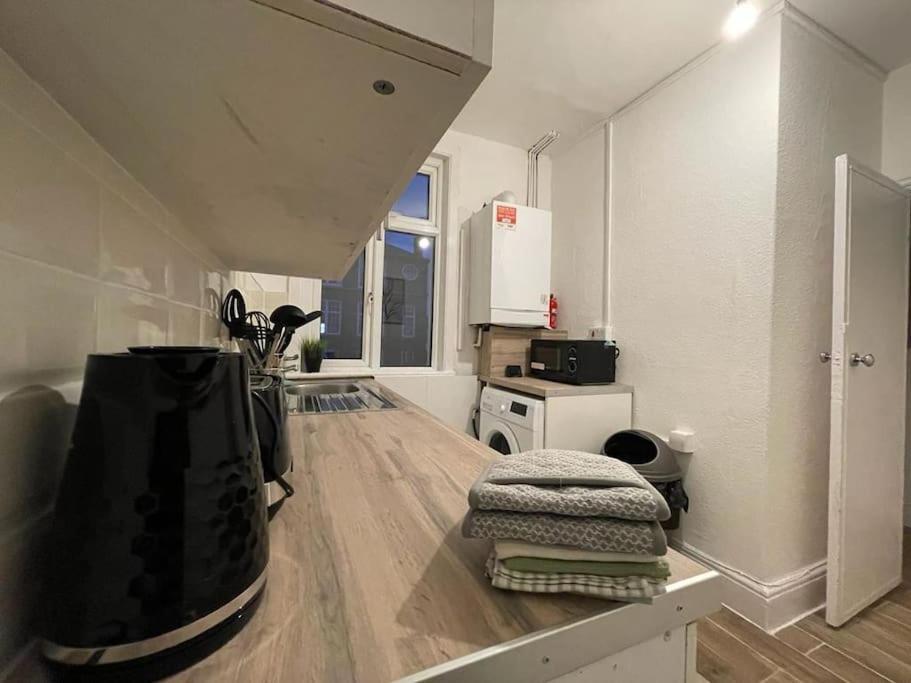 Comfortable 2 Bedroom On Tower Bridge Londýn Exteriér fotografie