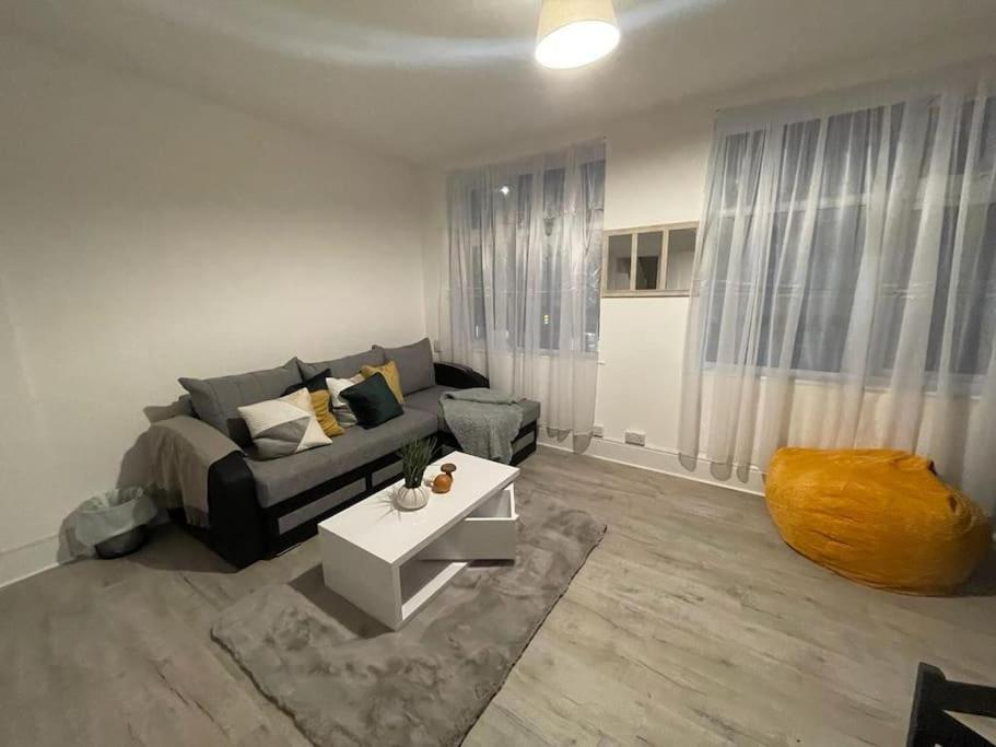 Comfortable 2 Bedroom On Tower Bridge Londýn Exteriér fotografie